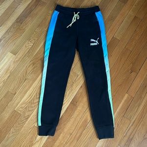 Puma Women’s jogging pants zipper pockets S